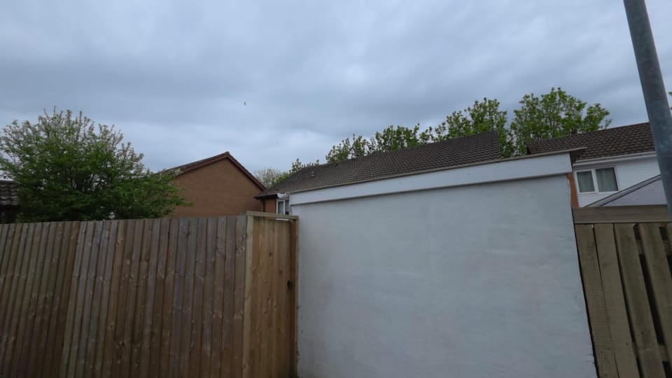 Property building, Day