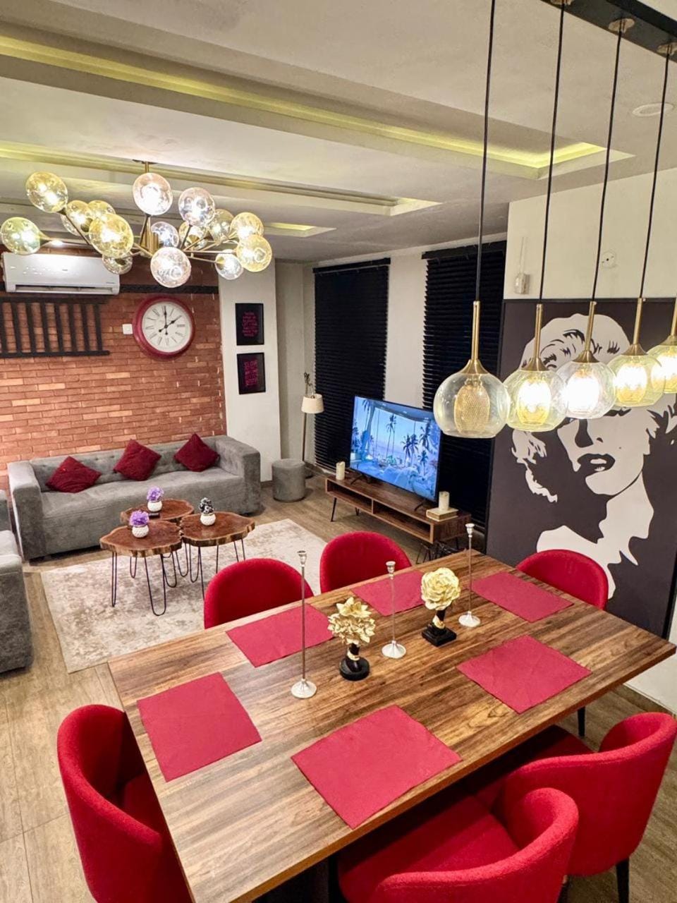 Lounge or bar
