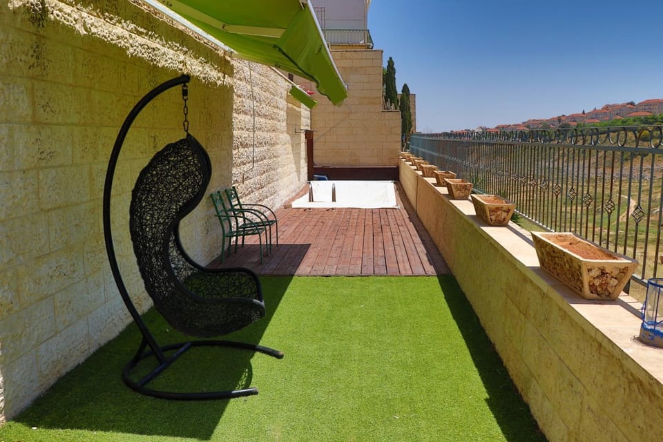Patio, Day, Natural landscape, Balcony/Terrace, Living room, Mountain view, sunbed