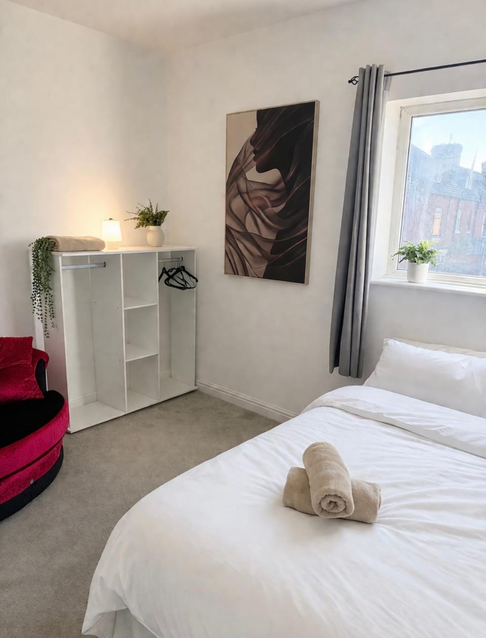 The Greenview Living Suite House in Manchester