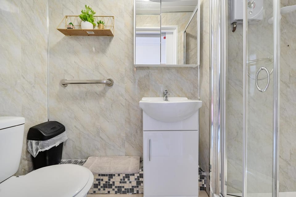 Ground Floor Studio Apartment at Sea-Cote Apartment in Blackpool