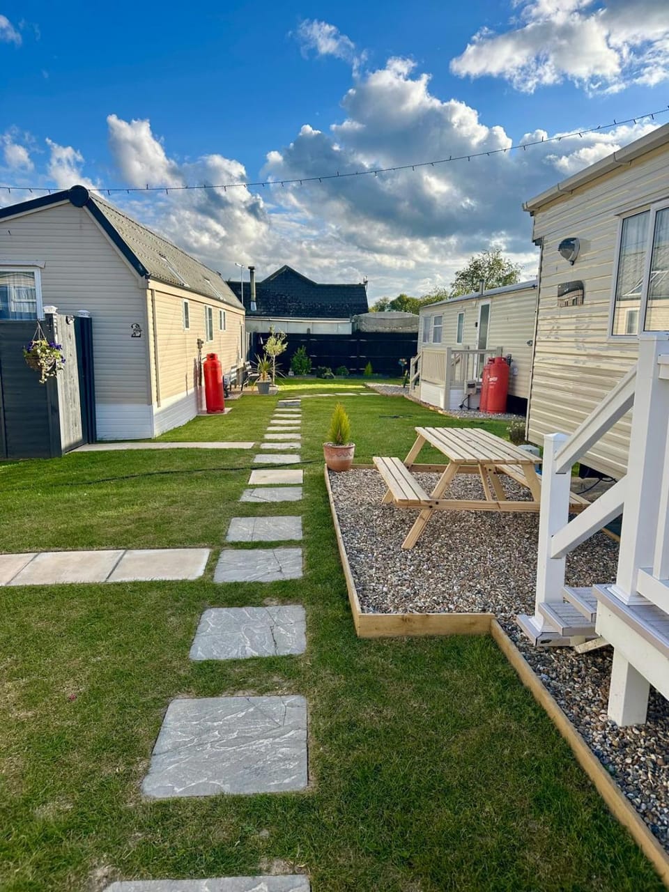 Caravan 1 A super caravan with a private garden Chalet in Rother District