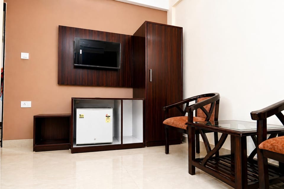 Hotel L ! M Calangute Beach Way Apartment in Calangute