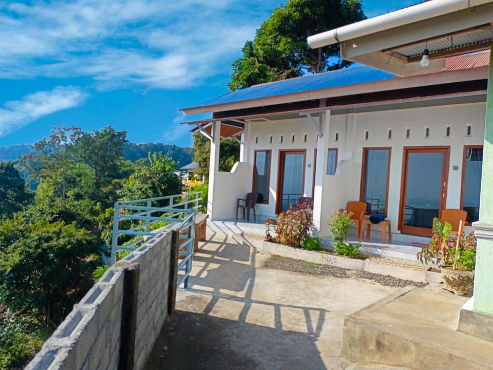 Property building, Patio, Natural landscape, Mountain view
