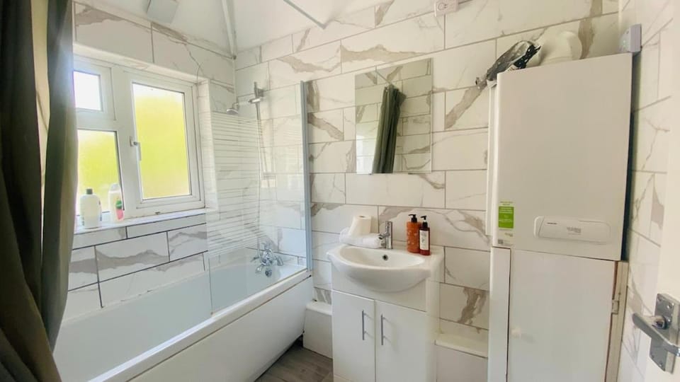 3 Bedroom - Home House in Cambridge