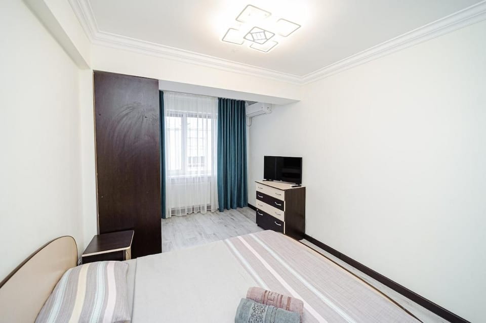 Cozy Apartment Fast WiFi Easy Check-in Apartment in Chișinău