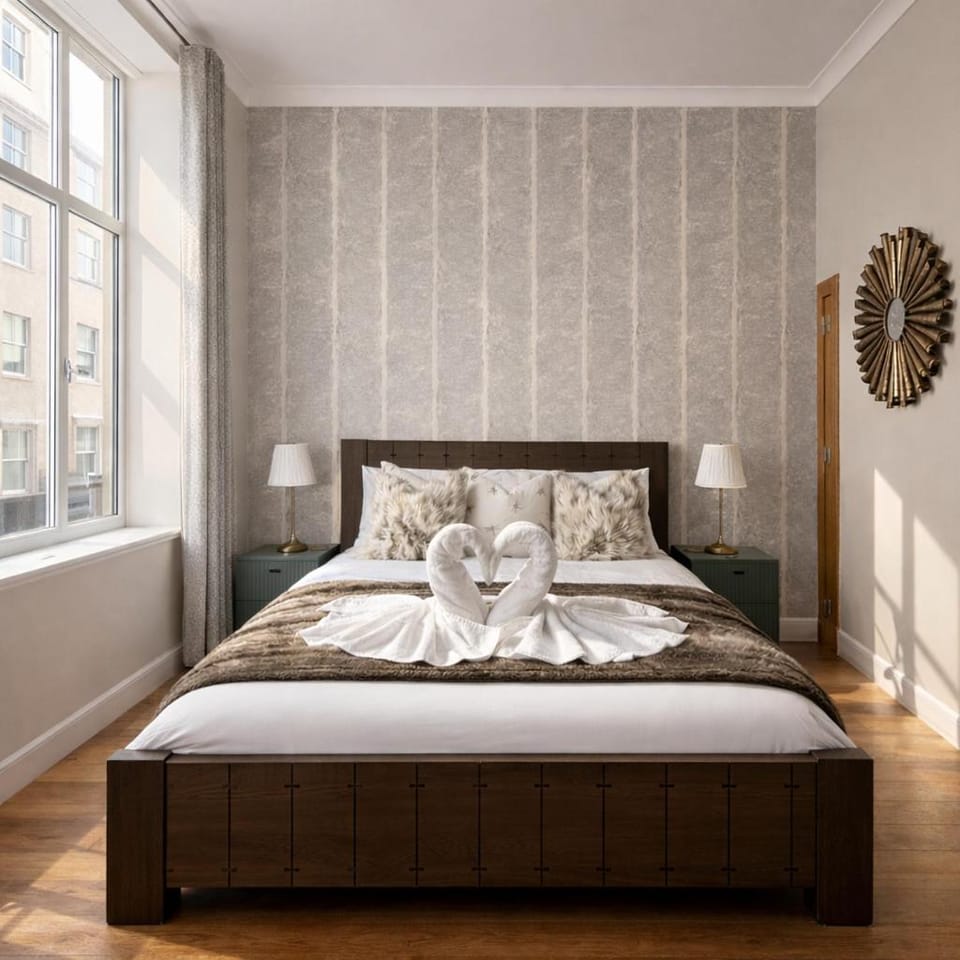 Bed, Bedroom, towels