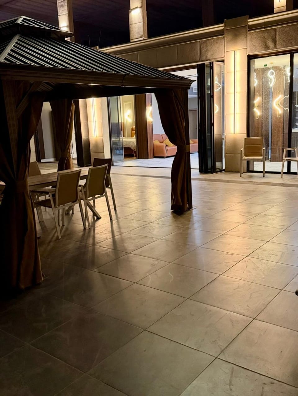 Grape Resort منتجع وشاليهات عنب Nature lodge in Africa