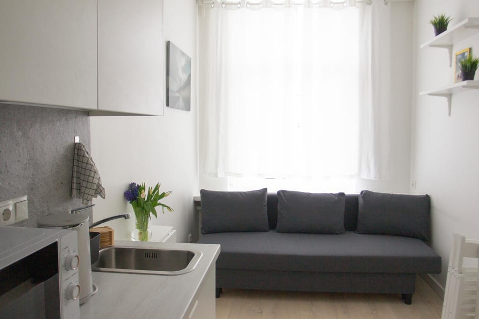 Kitchen or kitchenette, Seating area