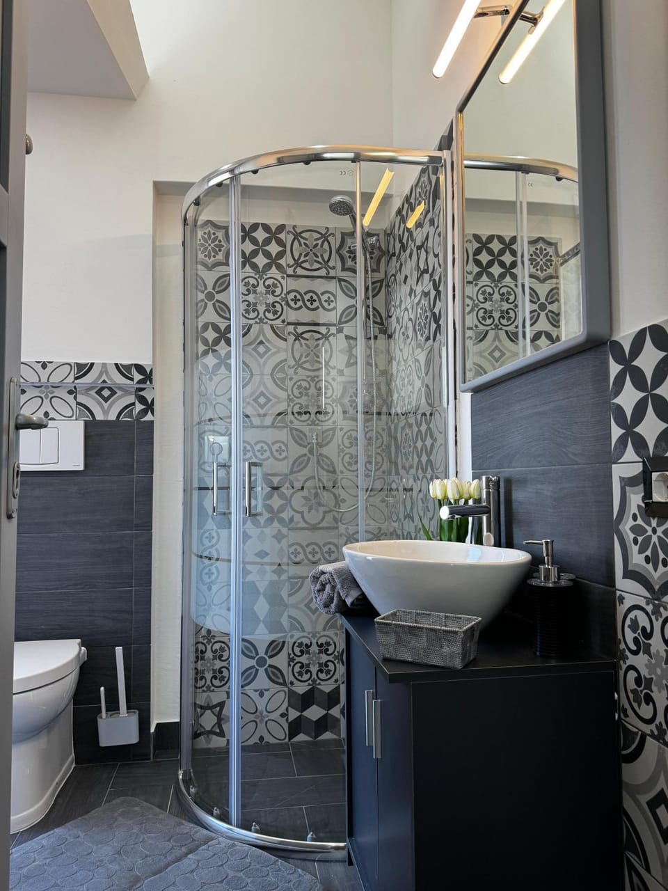 Shower, Bathroom