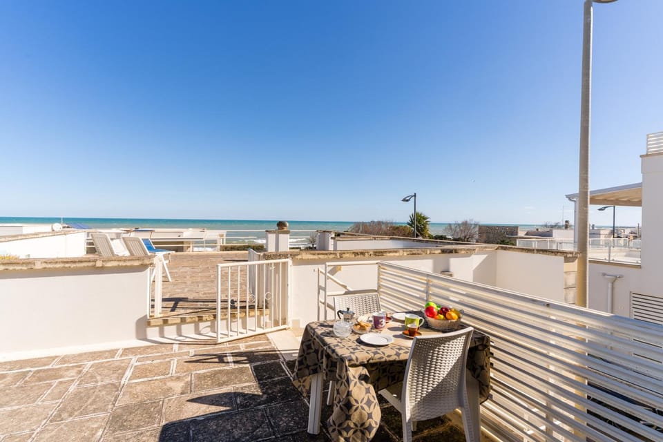 Balcony/Terrace, Dining area, Sea view