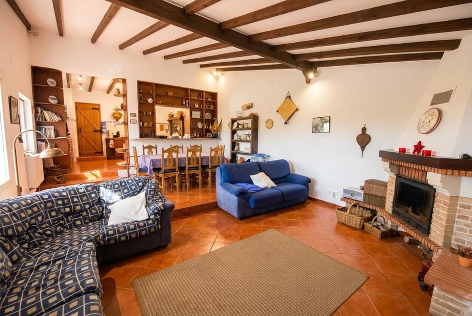 Living room, Seating area, fireplace