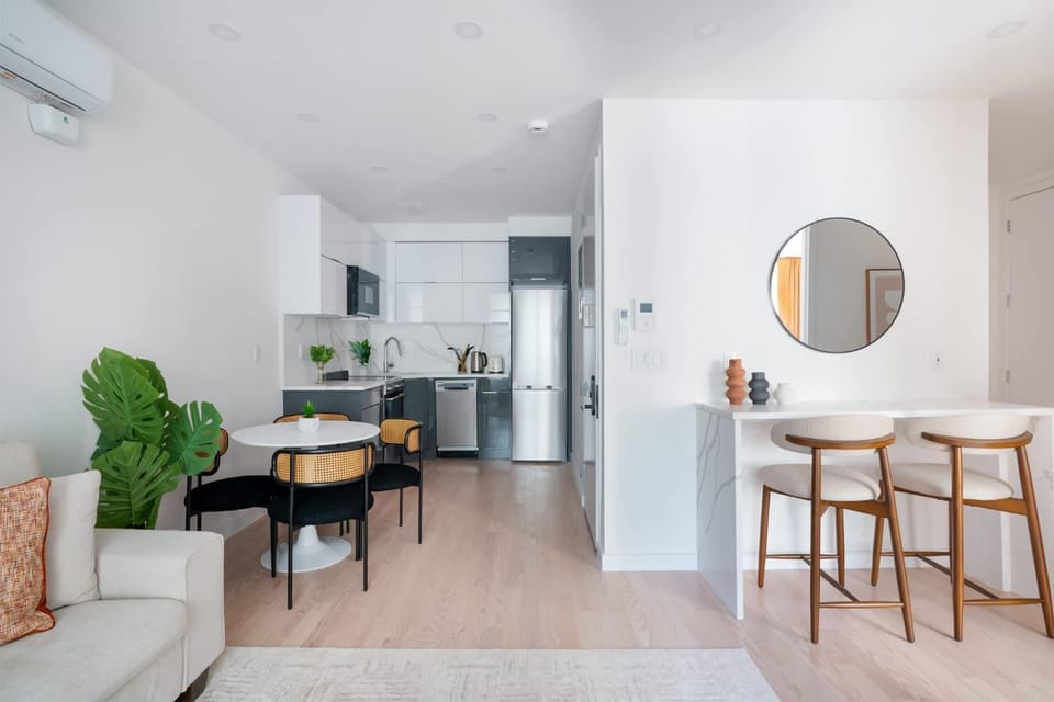 347-4A New 2BR Upper East Side W&D Apartment in Roosevelt Island