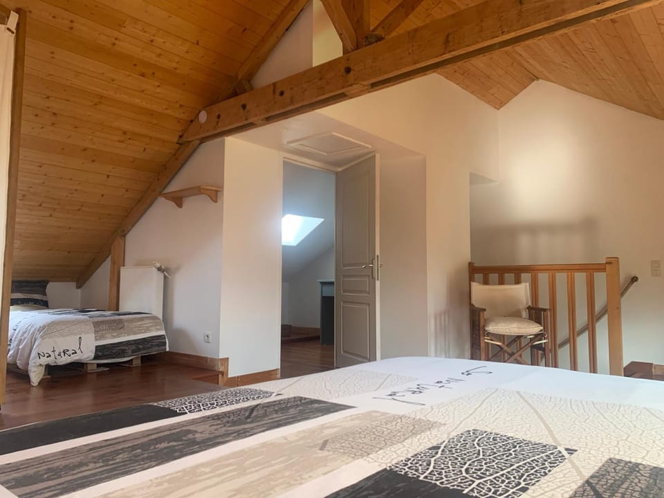 Suite famille nature 4 pers au Domaine de la sève des frênes Bed and Breakfast in Brittany