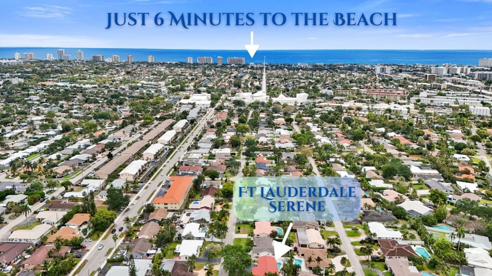 Bird's eye view, Text overlay, Sea view