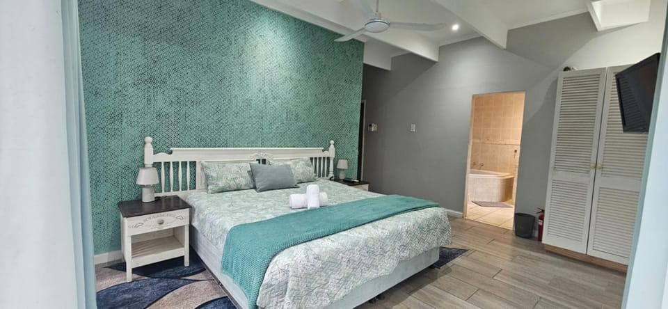 Daniel's Sunset Garden Bed and Breakfast in KwaZulu-Natal
