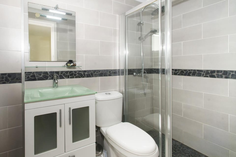 Shower, Bathroom