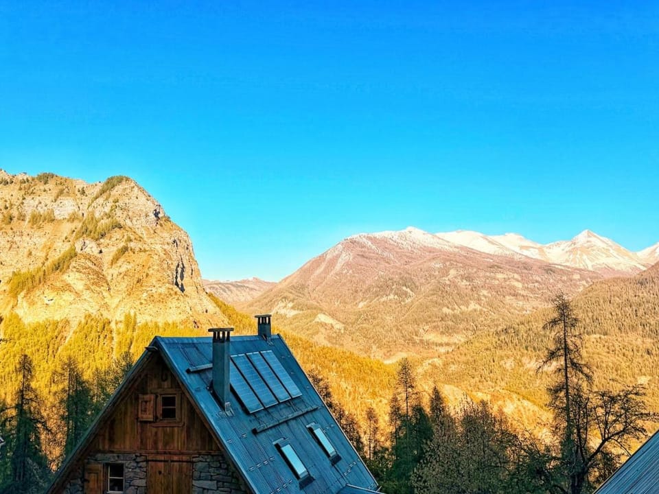 Cabanes du Puy Séjour insolite vue panoramique Chalet in Provence-Alpes-Côte d'Azur