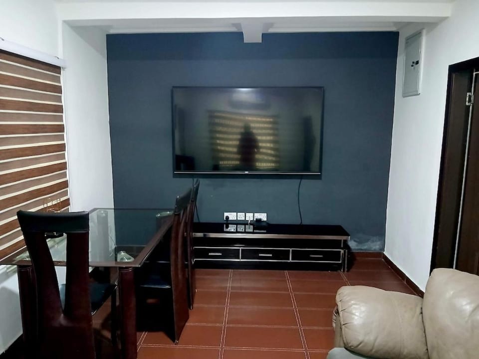 Two Bedrooms Tranquil In The Heart Of Osu Apartment in Accra
