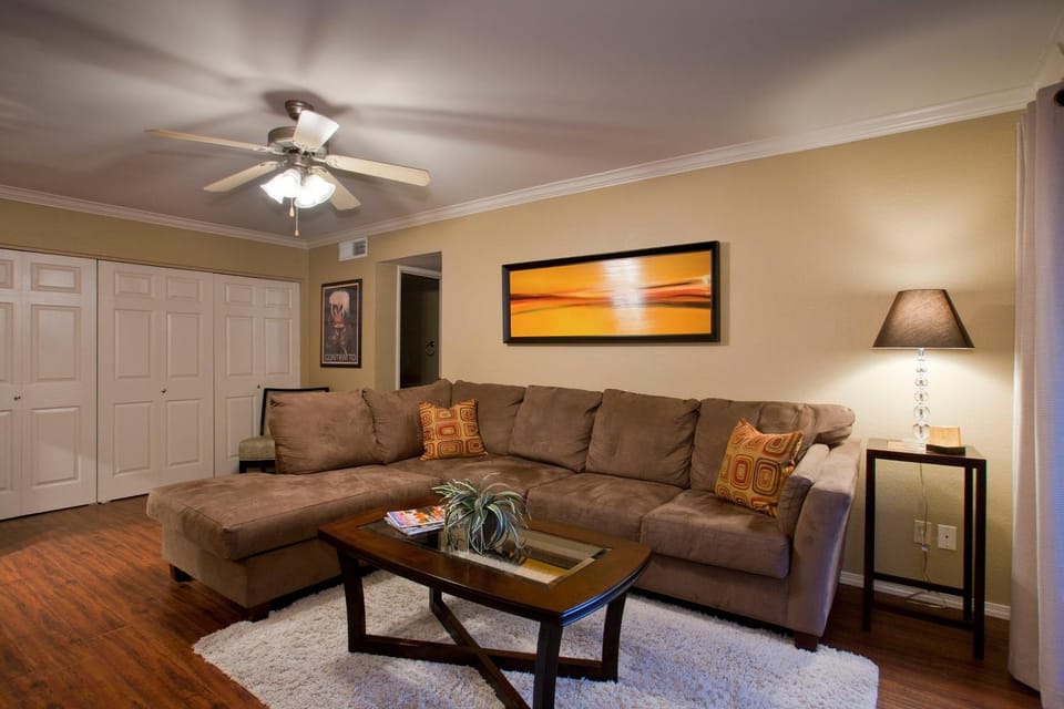 Sunscape Bonita Old Town Ground Floor House in Scottsdale