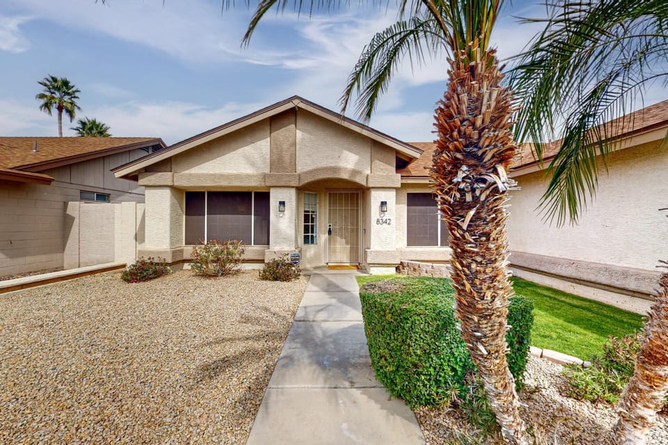 Suitewater House in Glendale