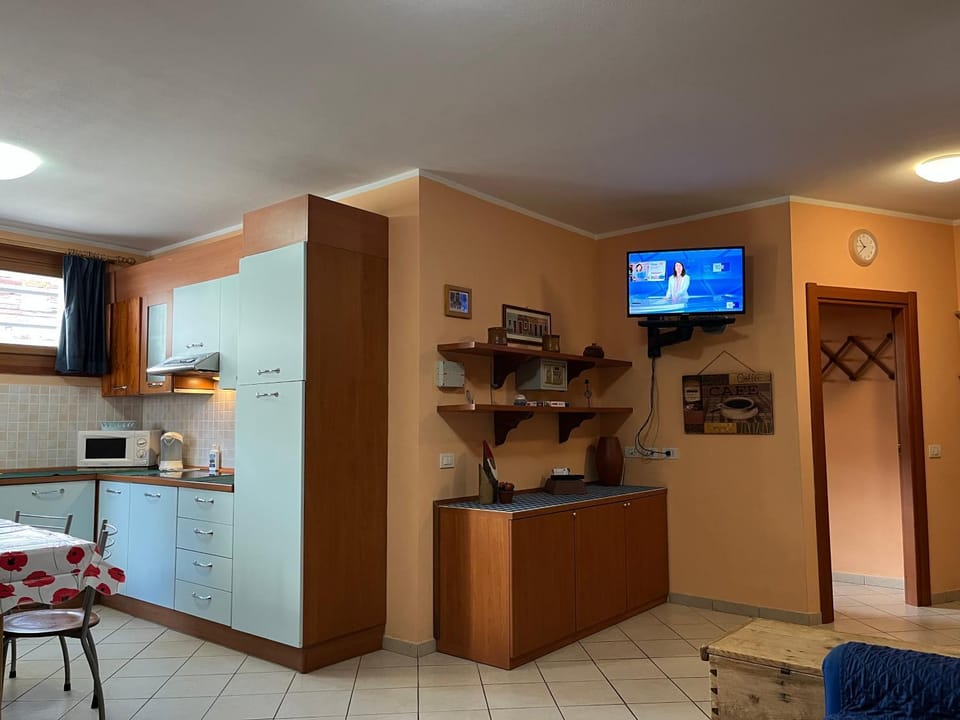 Stambecco - Baitin da Fedaria - semi-interrato libero su due lati Apartment in Canton of Grisons