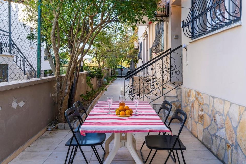 Urla Villa 300m to the Sea Villa in İzmir Province