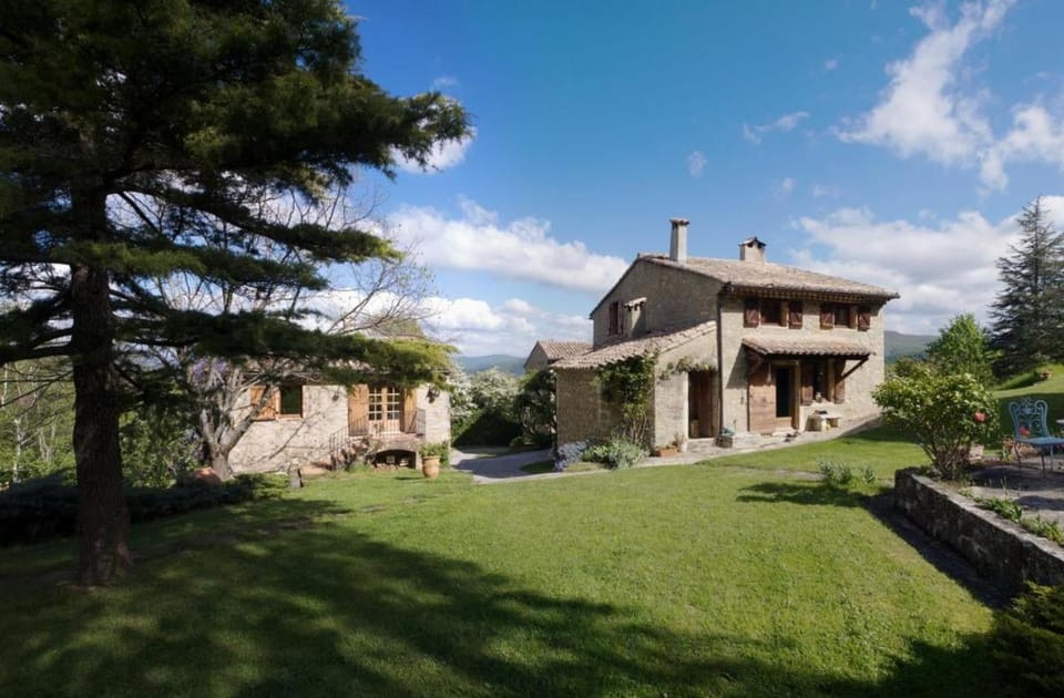 Gite L'Athanor - La Glycine House in Provence