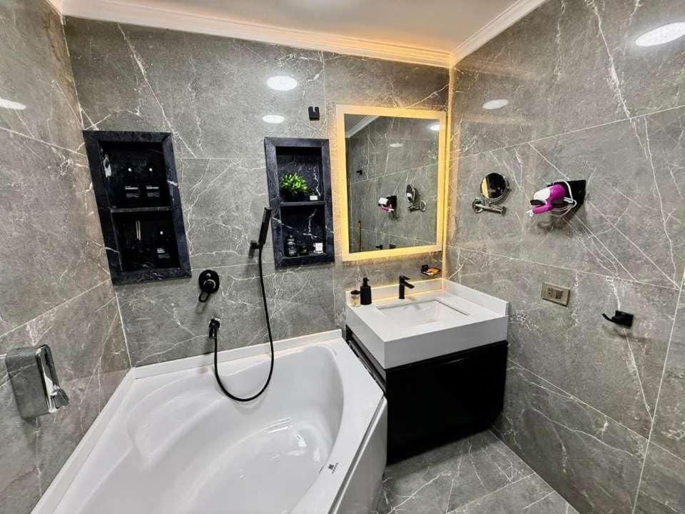 المهندسين Apartment in Egypt