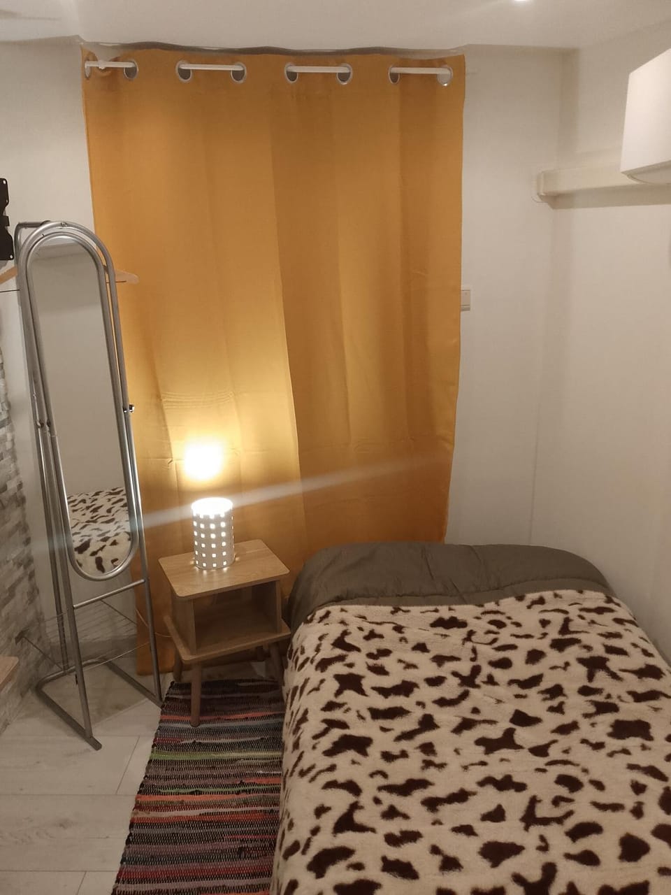 Bed, Photo of the whole room, Bedroom, wardrobe