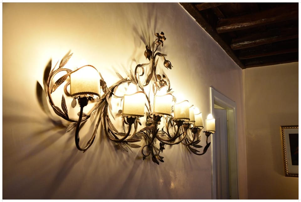 Decorative detail