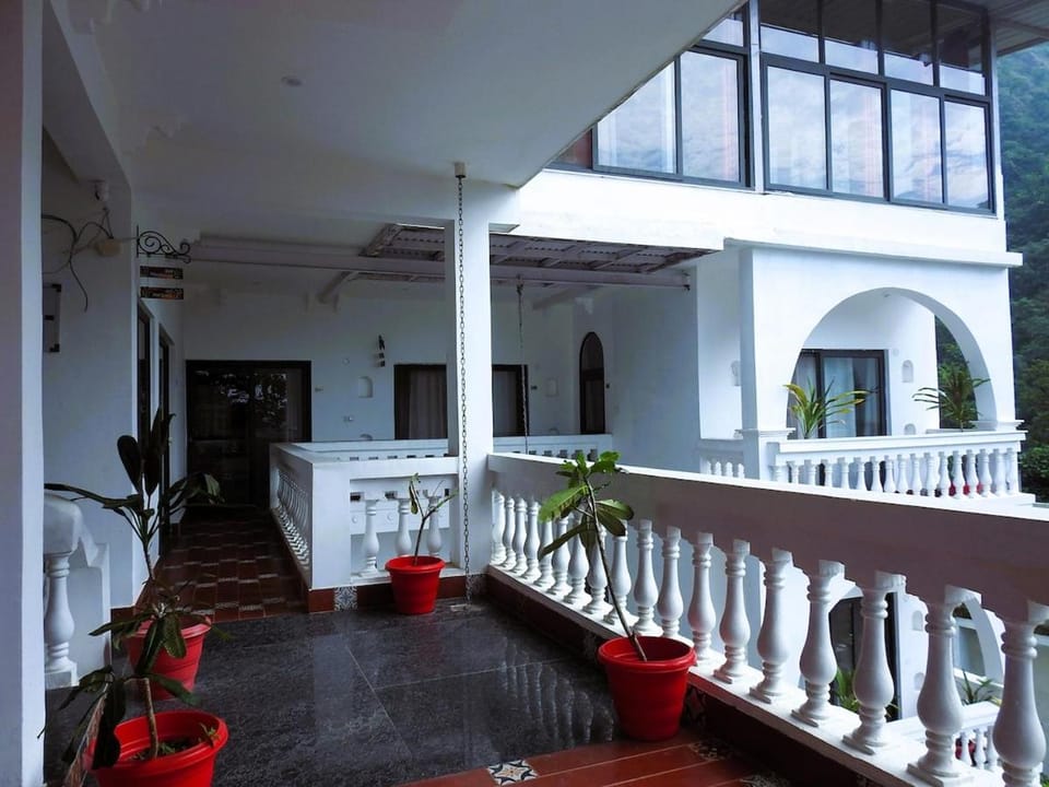 View (from property/room), Balcony/Terrace