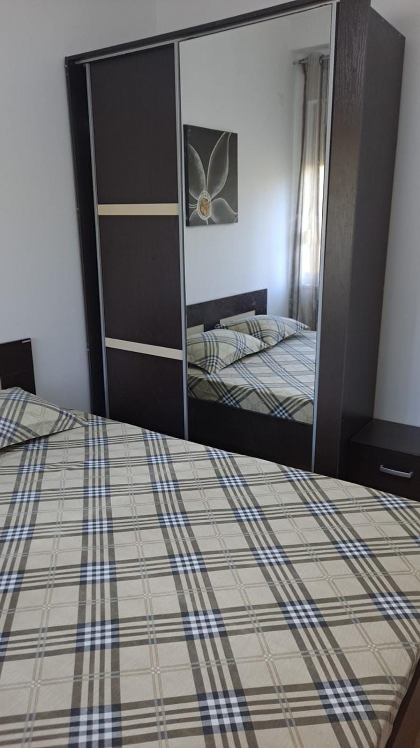 Foleja Apartment Apartment in Tirana County, Albania