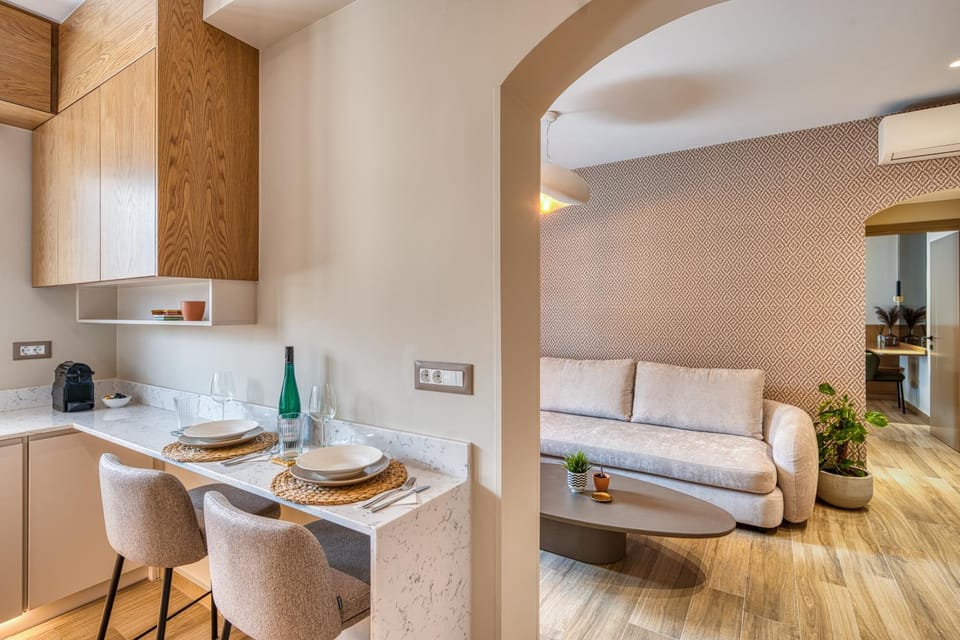 Living room, Dining area, kitchen