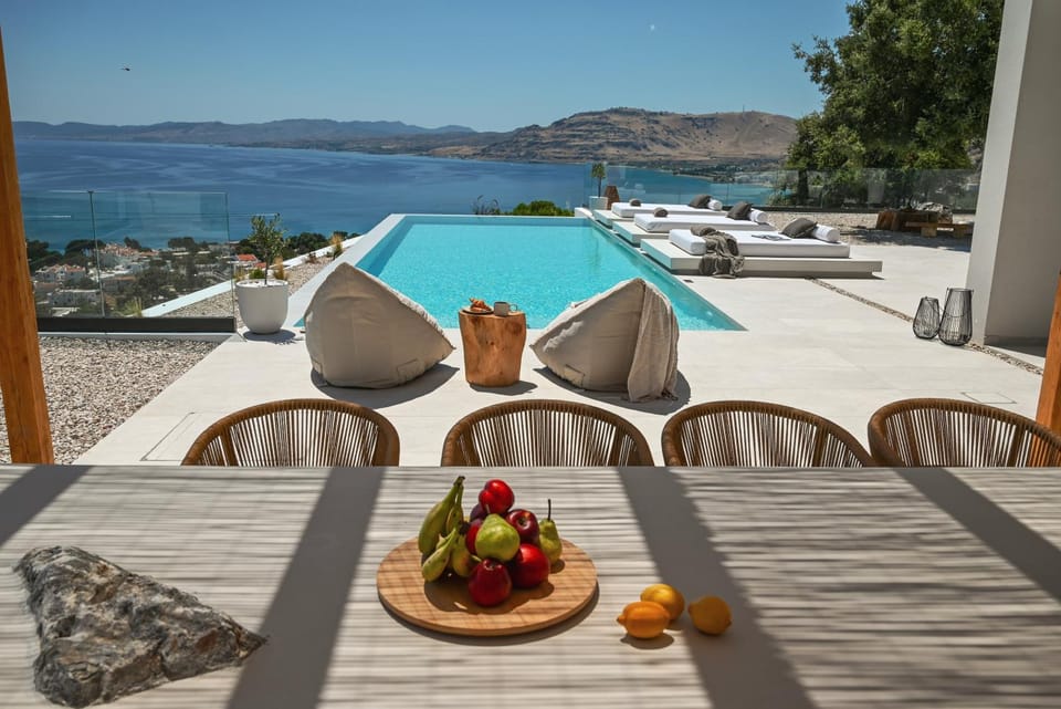 Aethra Villa - Infinity Pool & Panoramic Sea View Villa in Decentralized Administration of the Aegean