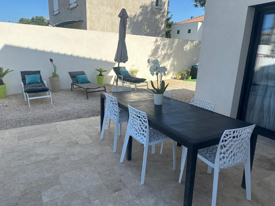 Magnifique maison 6 personnes avec piscine, terrasse Villa in Marseille