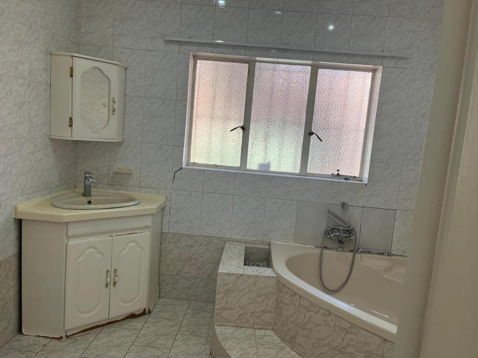 African Royalty Home Bed and Breakfast in Pretoria