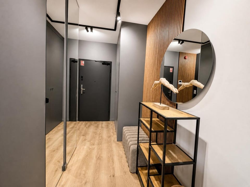 Lobby or reception, wardrobe