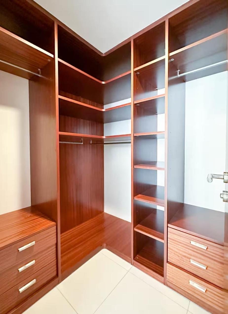 Bedroom, wardrobe