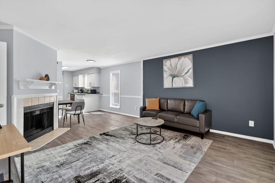 Cozy modern apartment at The Domain Raleigh Apartment in Raleigh