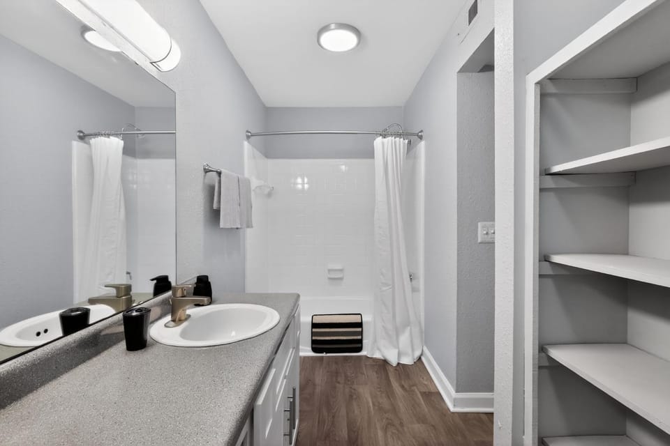 Cozy modern apartment at The Domain Raleigh Apartment in Raleigh