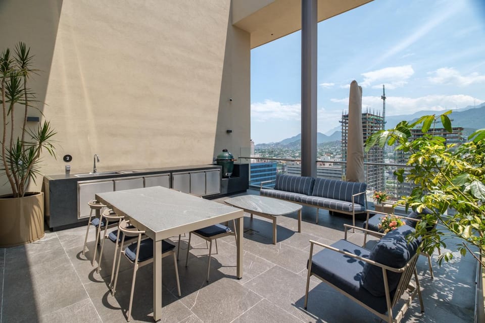 BBQ facilities, Balcony/Terrace, City view