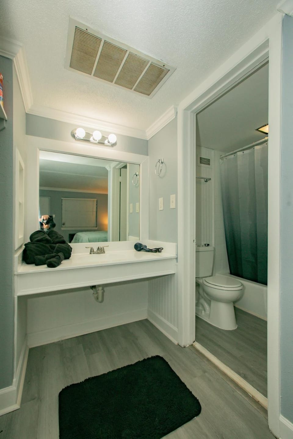 Amazing Suite 4 Nearby Massive Medical Complexes! Apartment in Charlotte