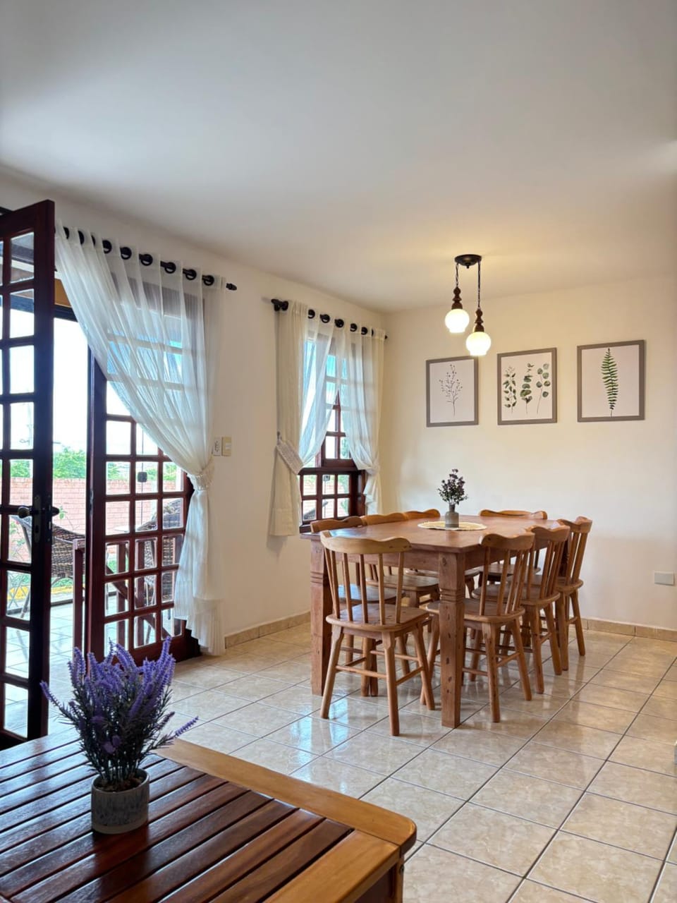 Living room, Dining area