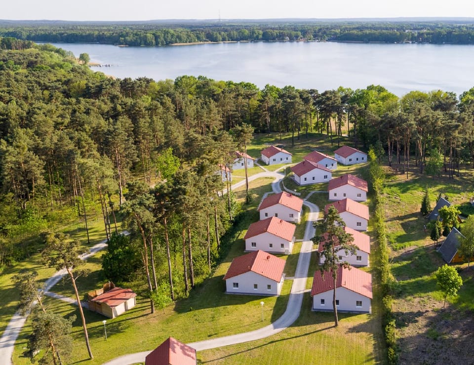 Bird's eye view, Garden view, Lake view