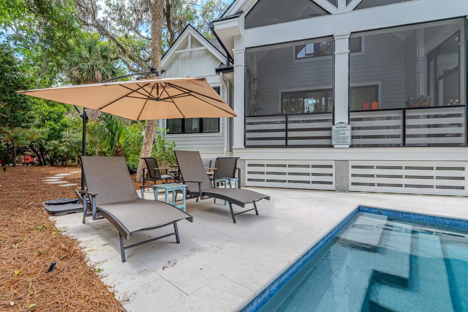 Luxury Dunes Paradise - Private Pool House in Hilton Head Island