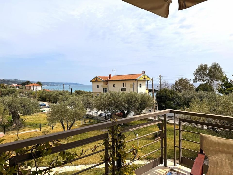 Dimi Sea View Apartment, Mola Kaliva Apartment in Halkidiki