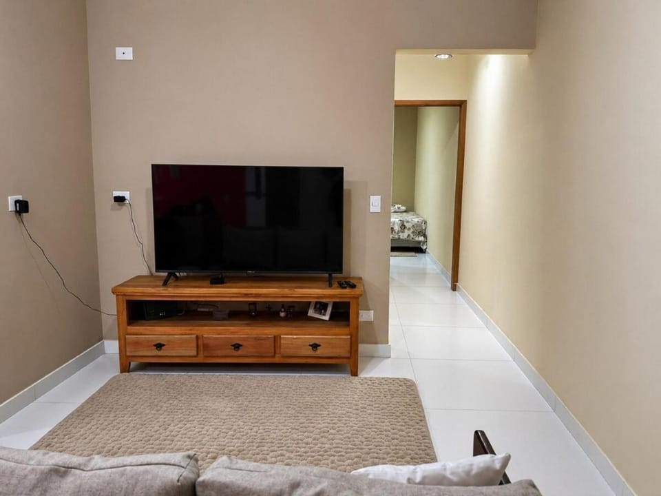 Communal lounge/ TV room, TV and multimedia, Living room, internet