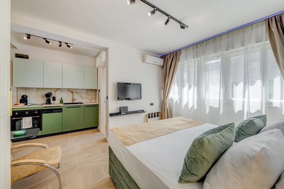 Center Located Apartment Cosy - 5min walk to the palace Apartment in Split
