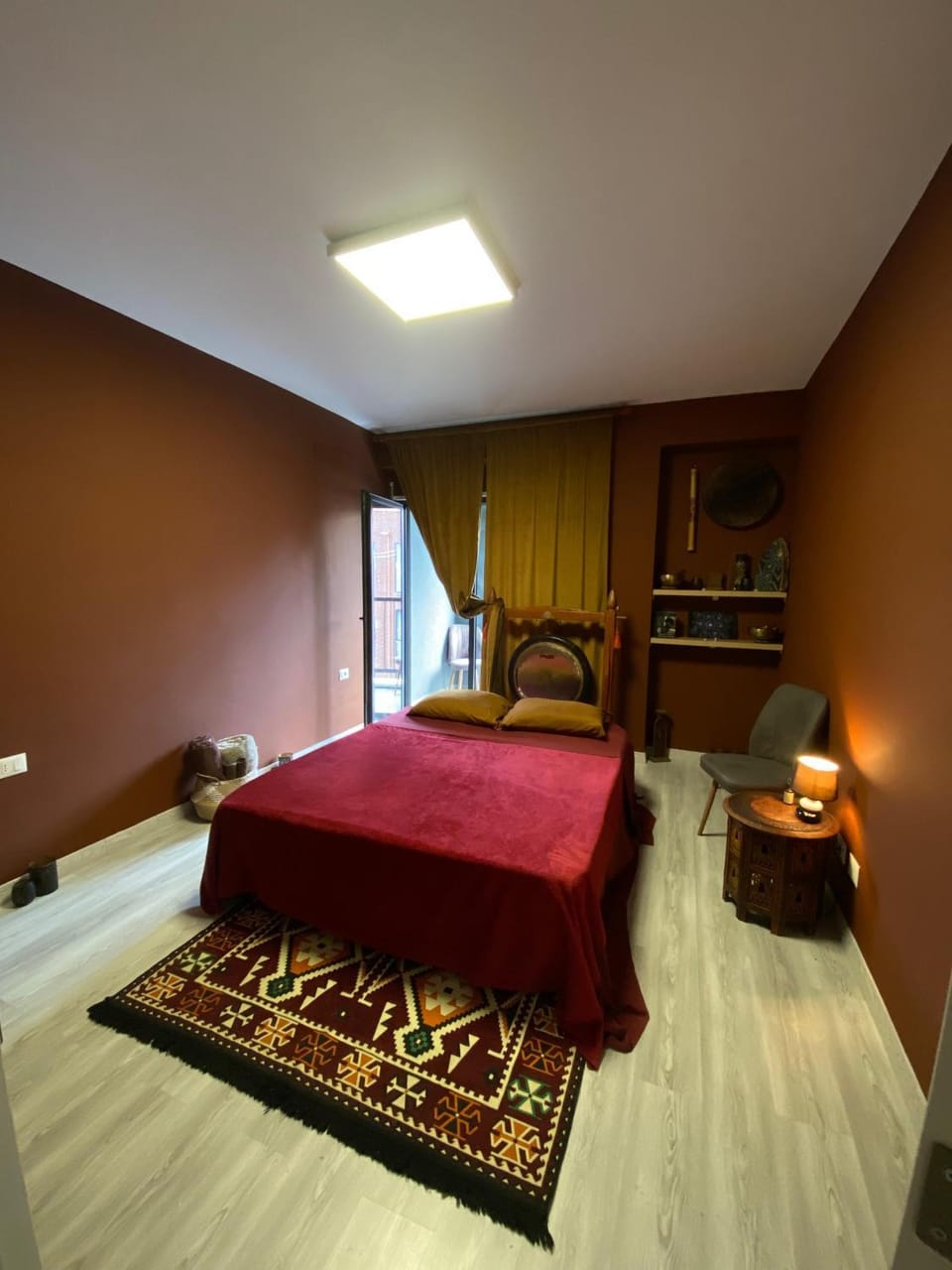 Yawanawa Room Apartment in Tirana